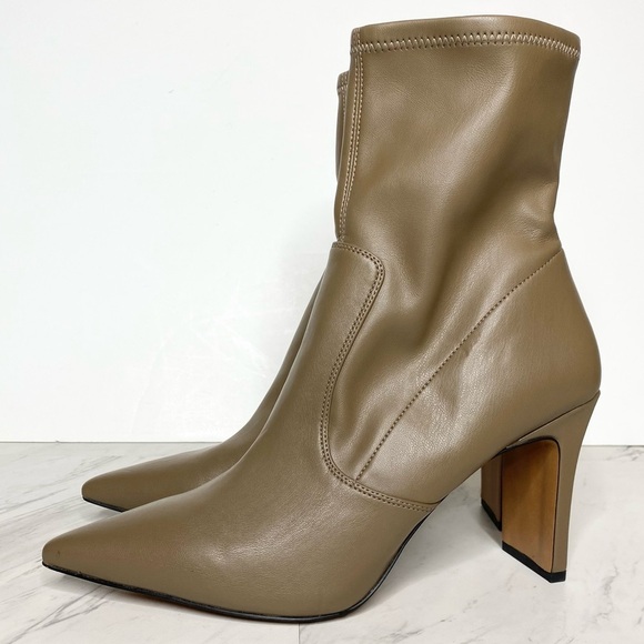 Franco Sarto Avana Faux Leather Pointy Toe Heeled Bootie 10M - Picture 1 of 14